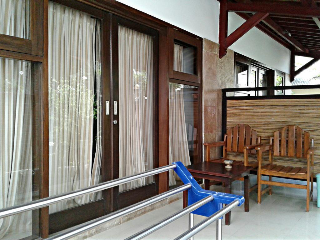 Malino Homestay Gili Trawangan Exterior photo